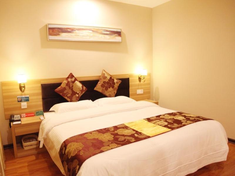 Greentree Alliance Yichang East Yichang Station Hotel Kültér fotó