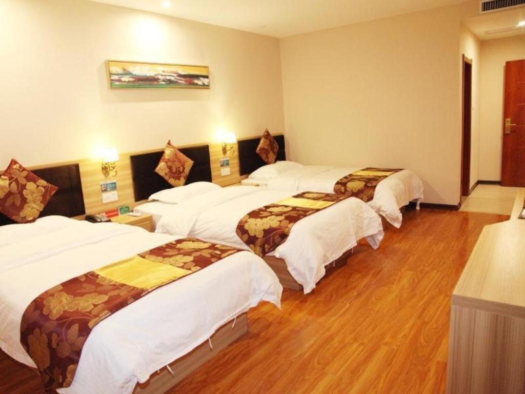 Greentree Alliance Yichang East Yichang Station Hotel Kültér fotó