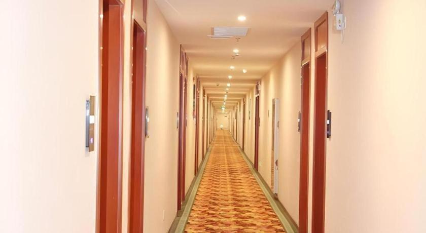 Greentree Alliance Yichang East Yichang Station Hotel Kültér fotó