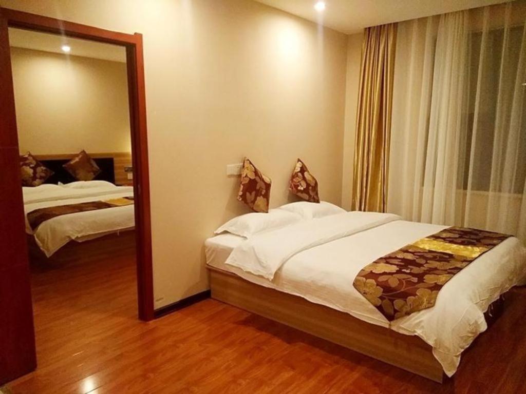 Greentree Alliance Yichang East Yichang Station Hotel Kültér fotó