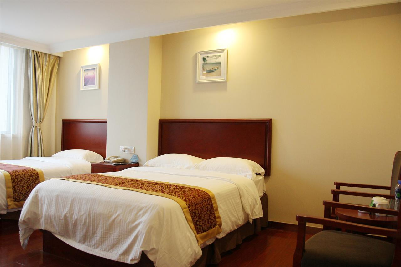 Greentree Alliance Yichang East Yichang Station Hotel Kültér fotó