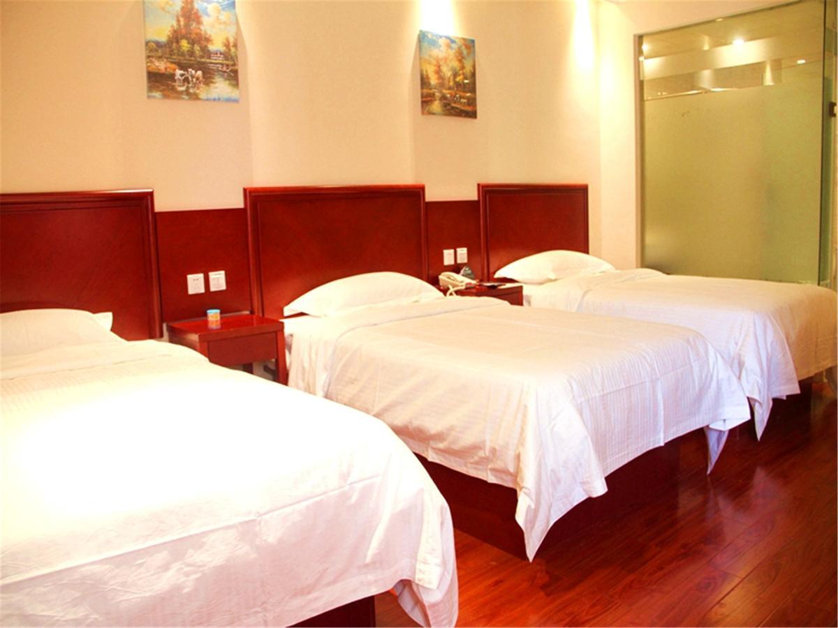 Greentree Alliance Yichang East Yichang Station Hotel Kültér fotó