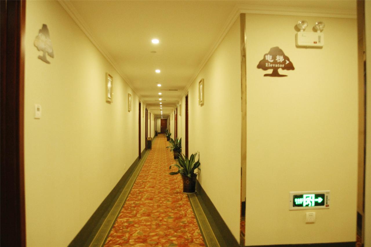 Greentree Alliance Yichang East Yichang Station Hotel Kültér fotó