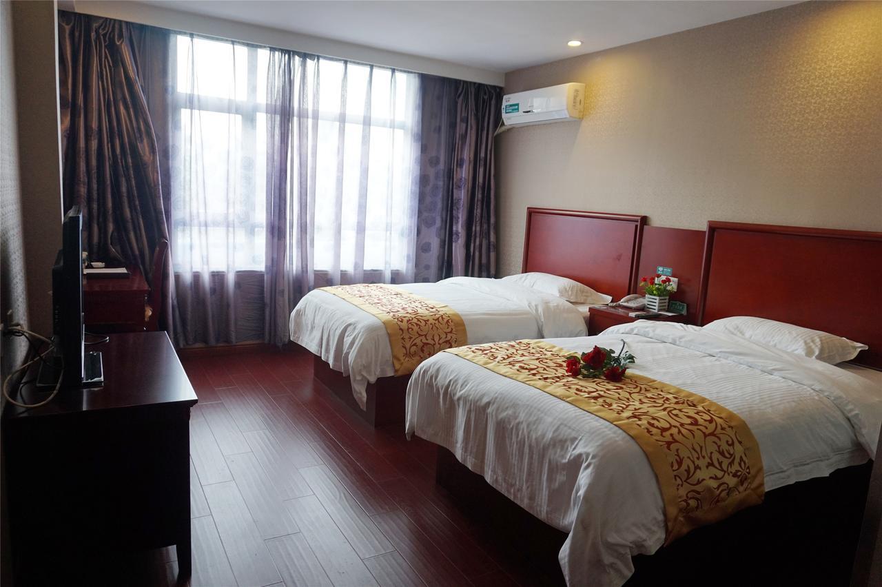 Greentree Alliance Yichang East Yichang Station Hotel Kültér fotó